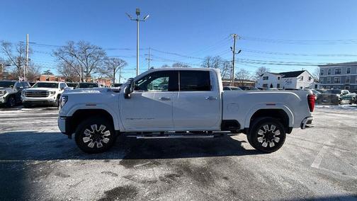 2025 GMC Sierra 2500 Denali