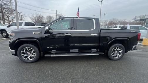 2022 GMC Sierra 1500 SLT