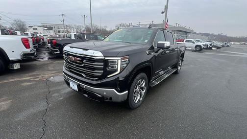 2022 GMC Sierra 1500 SLT