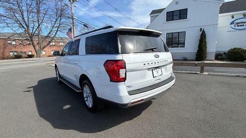 OXFORD WHITE 2022 Ford Expedition Max XLT