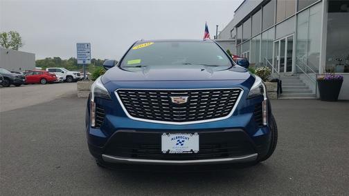 Atlantic Metallic 2019 Cadillac XT4 Premium Luxury