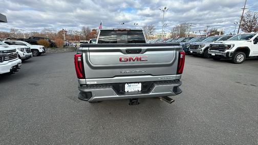 2024 GMC Sierra 2500 Denali