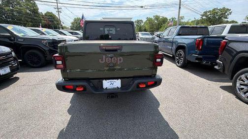 Sarge Green Clearcoat 2021 Jeep Gladiator Mojave 4x4