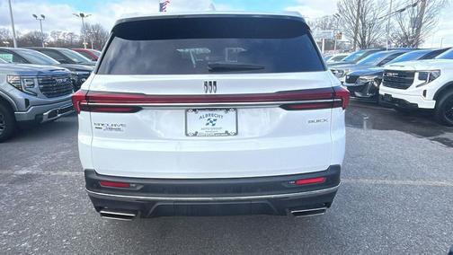 2025 Buick Enclave Preferred FWD