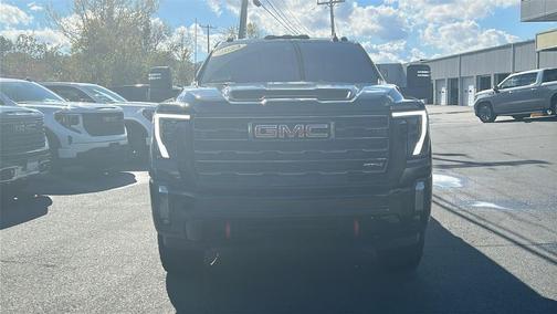 2024 GMC Sierra 2500 AT4