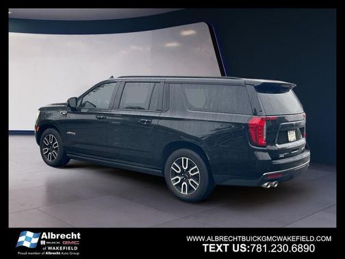 2023 GMC Yukon XL 4WD AT4
