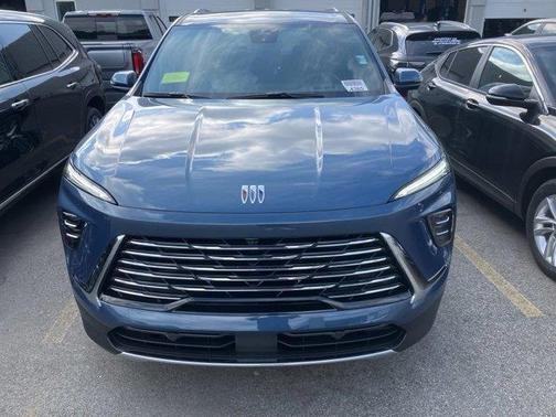 2025 Buick Enclave Preferred FWD