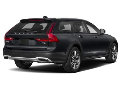 2018 Volvo V90 Cross Country T5