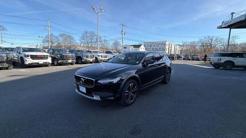 2018 Volvo V90 Cross Country T5