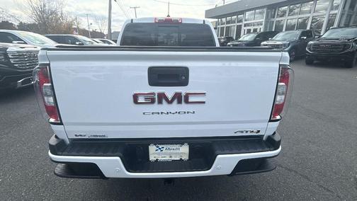 2022 GMC Canyon AT4