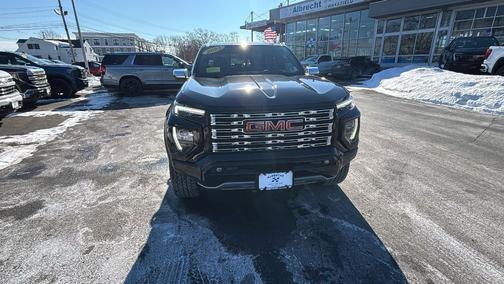 2023 GMC Canyon Denali