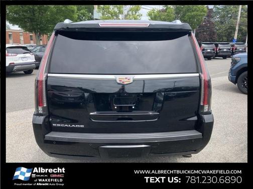 2018 Cadillac Escalade Luxury