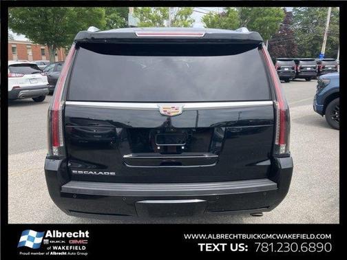 2018 Cadillac Escalade Luxury