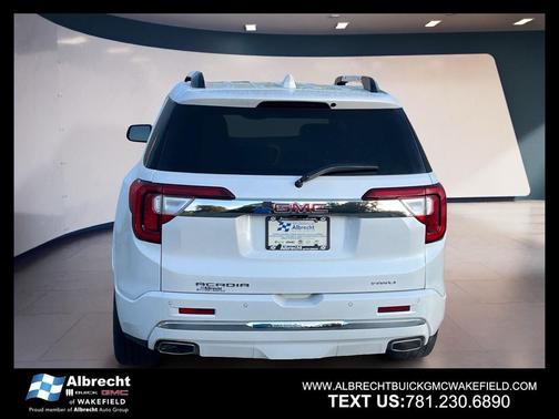 2022 GMC Acadia Denali