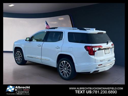 2022 GMC Acadia Denali