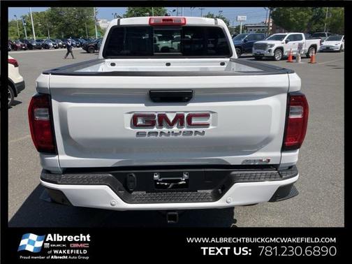 2025 GMC Canyon Base