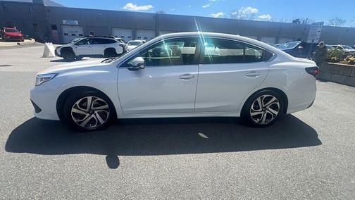 Crystal White Pearl 2022 Subaru Legacy Limited
