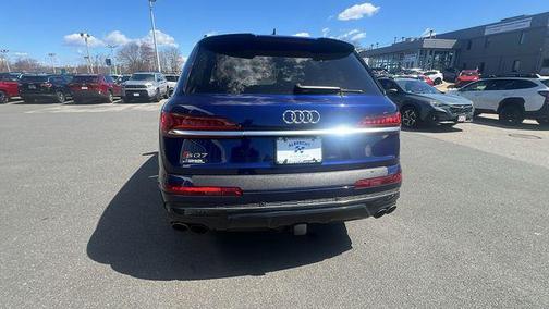 Navarra Blue Metallic 2021 Audi SQ7 4.0T Premium Plus