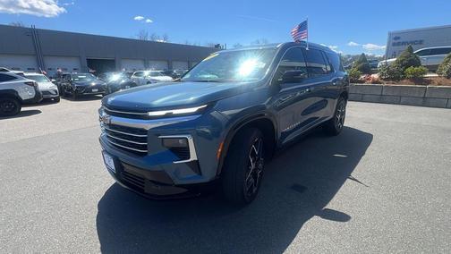 Lakeshore Blue Metallic 2025 Chevrolet Traverse High Country