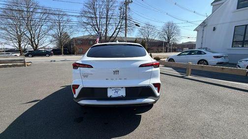 Summit White 2026 Buick Envista Preferred FWD