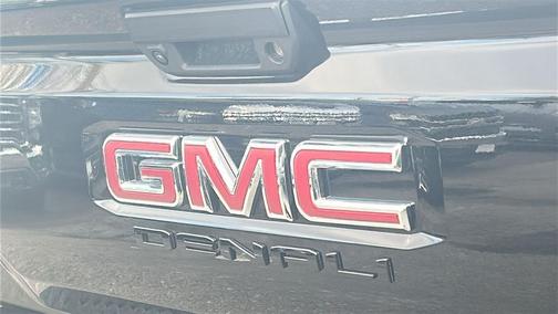 2025 GMC Canyon Denali