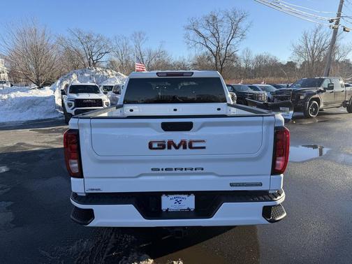2022 GMC Sierra 1500 Elevation