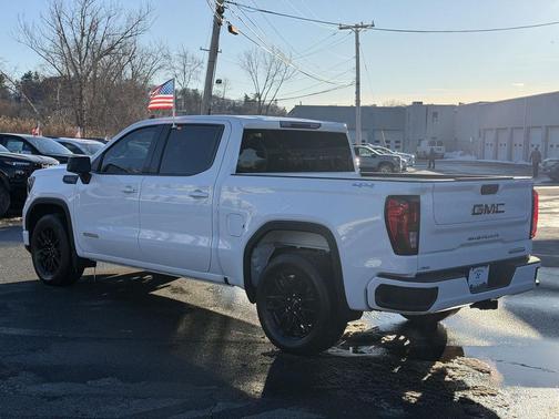 2022 GMC Sierra 1500 Elevation