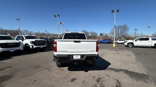2024 Chevrolet Silverado 2500 Custom