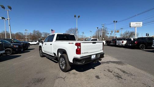 2024 Chevrolet Silverado 2500 Custom