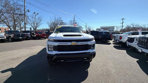 2024 Chevrolet Silverado 2500 Custom