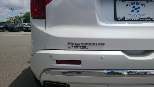 White Frost Tricoat 2023 GMC Acadia Denali