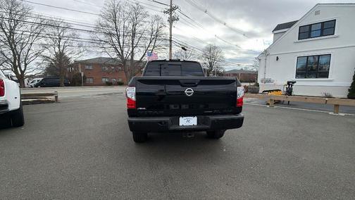 2018 Nissan Titan SL