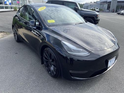 2024 Tesla Model Y Performance Dual Motor All-Wheel Drive