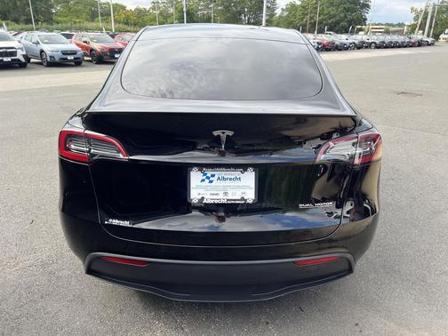 2024 Tesla Model Y Performance Dual Motor All-Wheel Drive