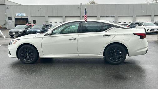 Glacier White 2020 Nissan Altima S FWD