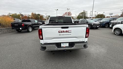 2025 GMC Sierra 1500 SLE