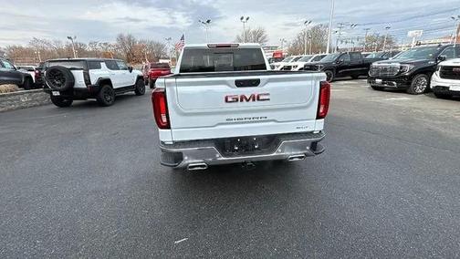 Glacier White Tricoat 2026 GMC Sierra 1500 SLT