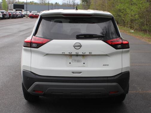 Glacier White 2023 Nissan Rogue S