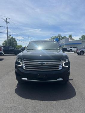 Black 2023 Chevrolet Suburban High Country