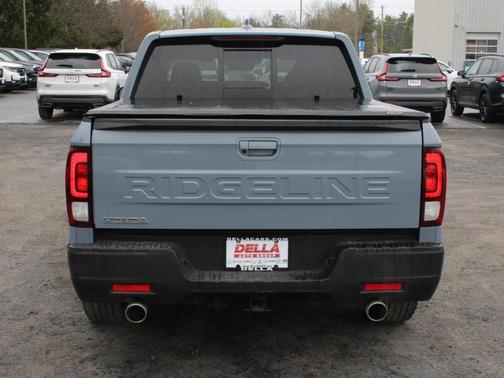 Sonic Gray Pearl 2024 Honda Ridgeline RTL