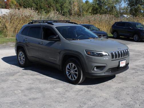 2022 Jeep Cherokee Latitude Lux