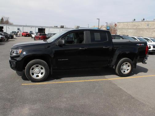 Black 2021 Chevrolet Colorado WT