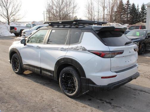 2026 Mitsubishi Outlander Trail Edition