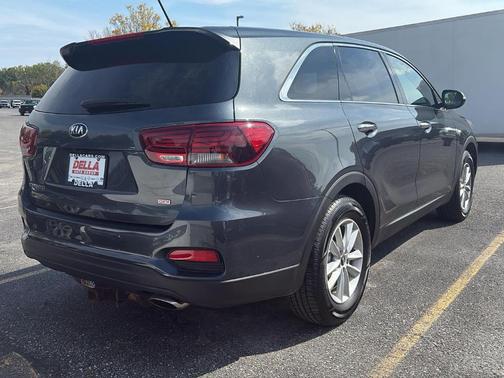 2020 Kia Sorento LX