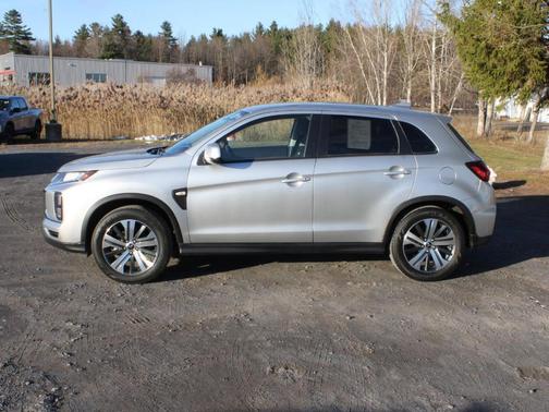 2024 Mitsubishi Outlander Sport S