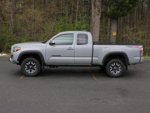 Cement 2021 Toyota Tacoma TRD Off Road