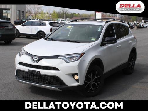 Super White 2016 Toyota RAV4 SE