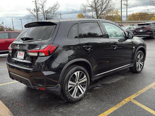 2023 Mitsubishi Outlander Sport ES