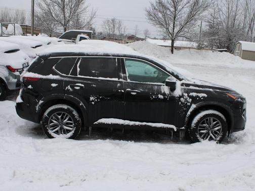 2024 Nissan Rogue S