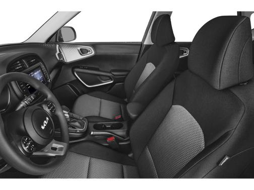 Snow White Pearl 2023 Kia Soul LX